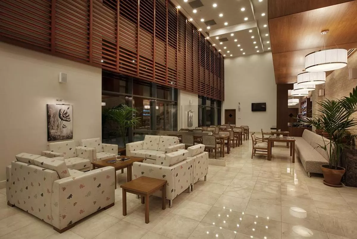 dedeman park hotel laby (Copy).jpg